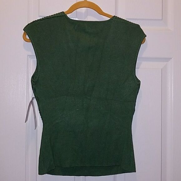 Bandolino Jade ribbed army green sweater Sz. L NWT - Picture 3 of 3
